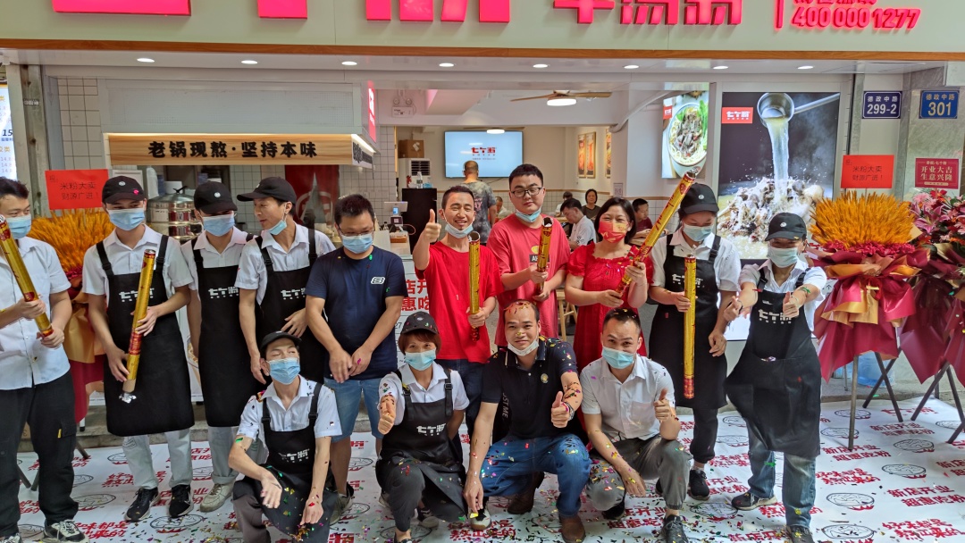 跑赢疫情，七个粉逆势5店连开(图16)